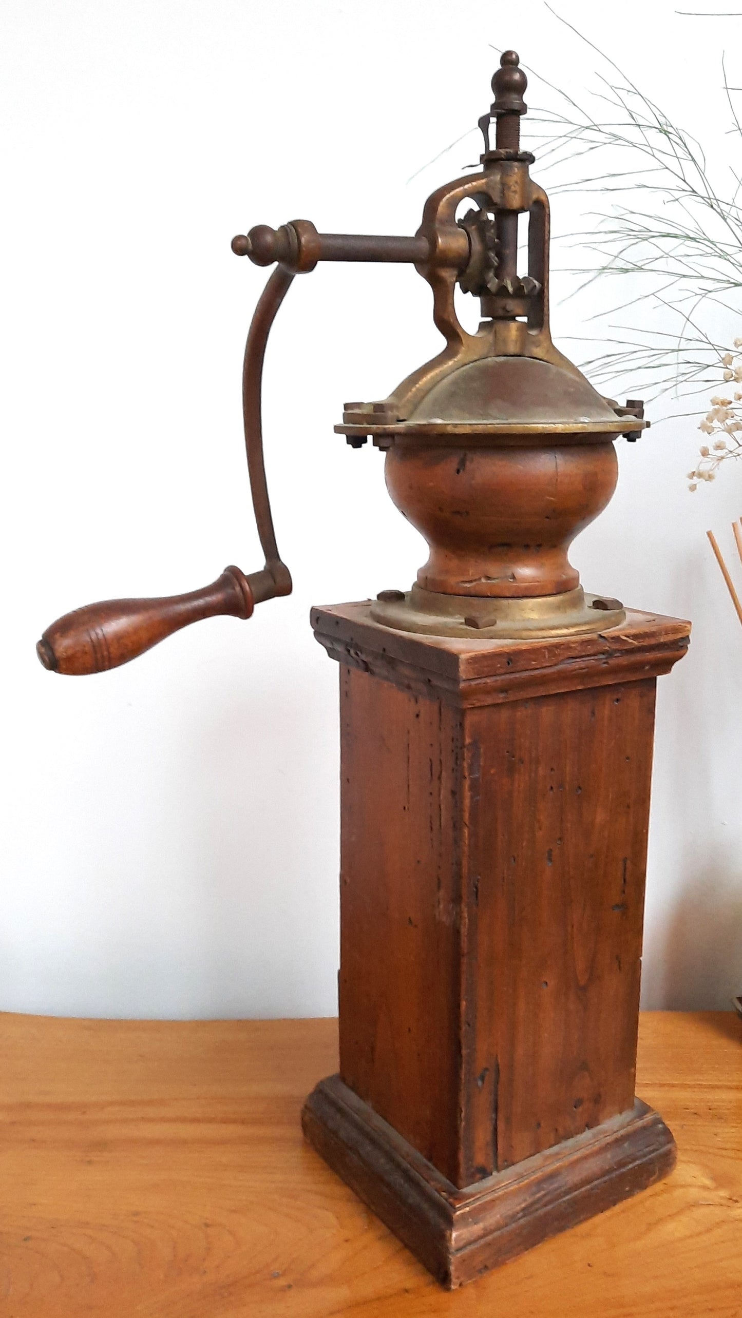 Vintage Italian 4-Drawer Coffee/Spice Grinder