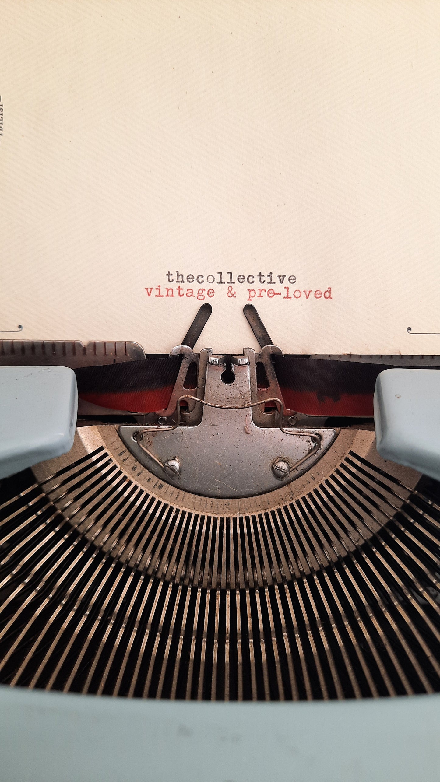 Vintage Brother De Luxe 1960's Typewriter