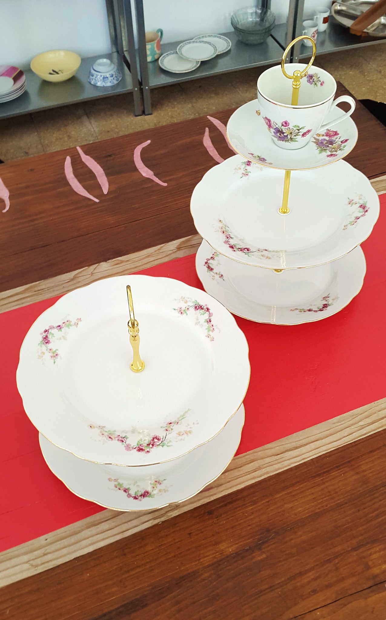 Vintage Floral Plate Cake Stand