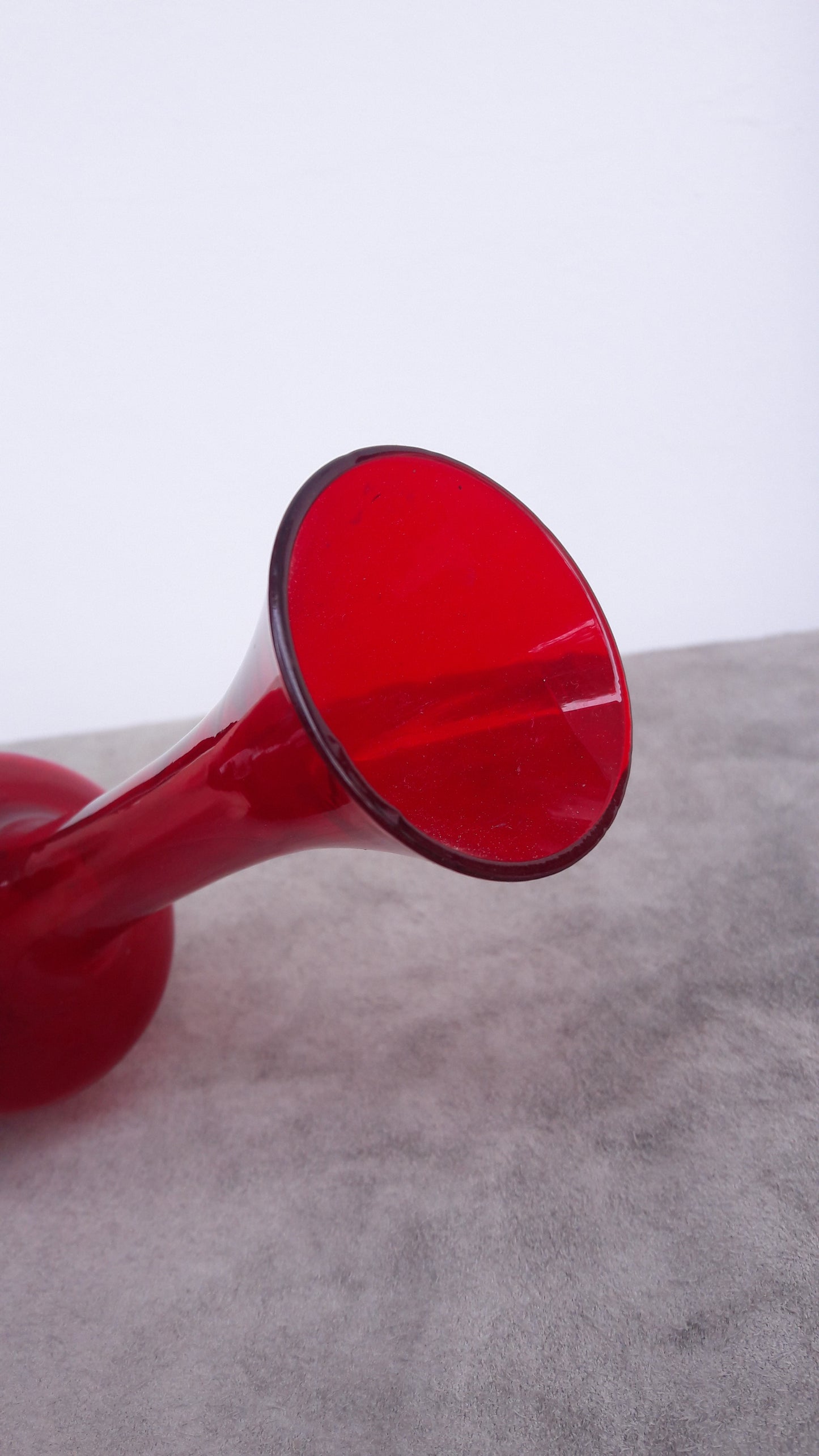 Vintage Glass Red Design Vase