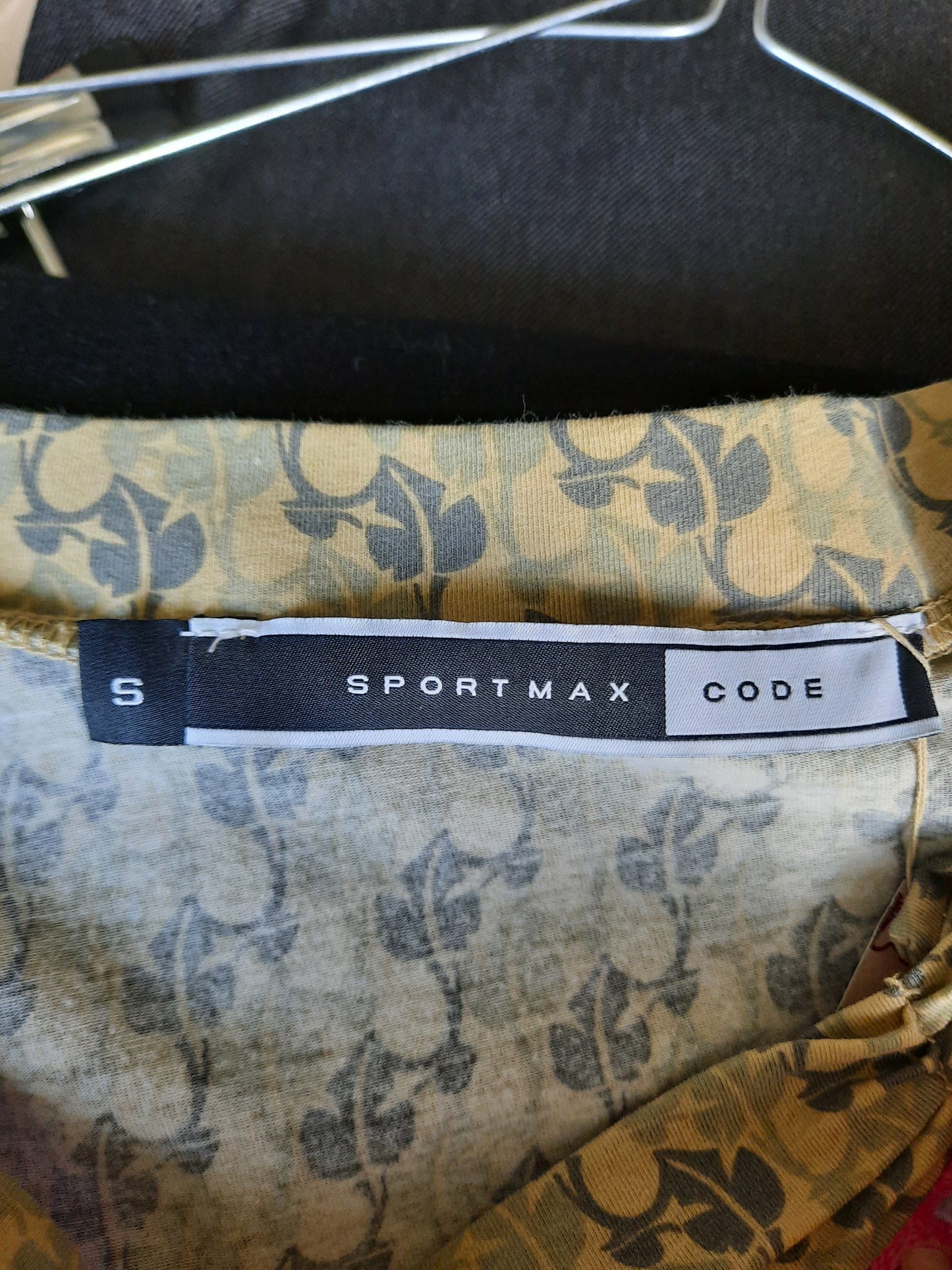 Vintage Sportmax Code Fashion T-shirt