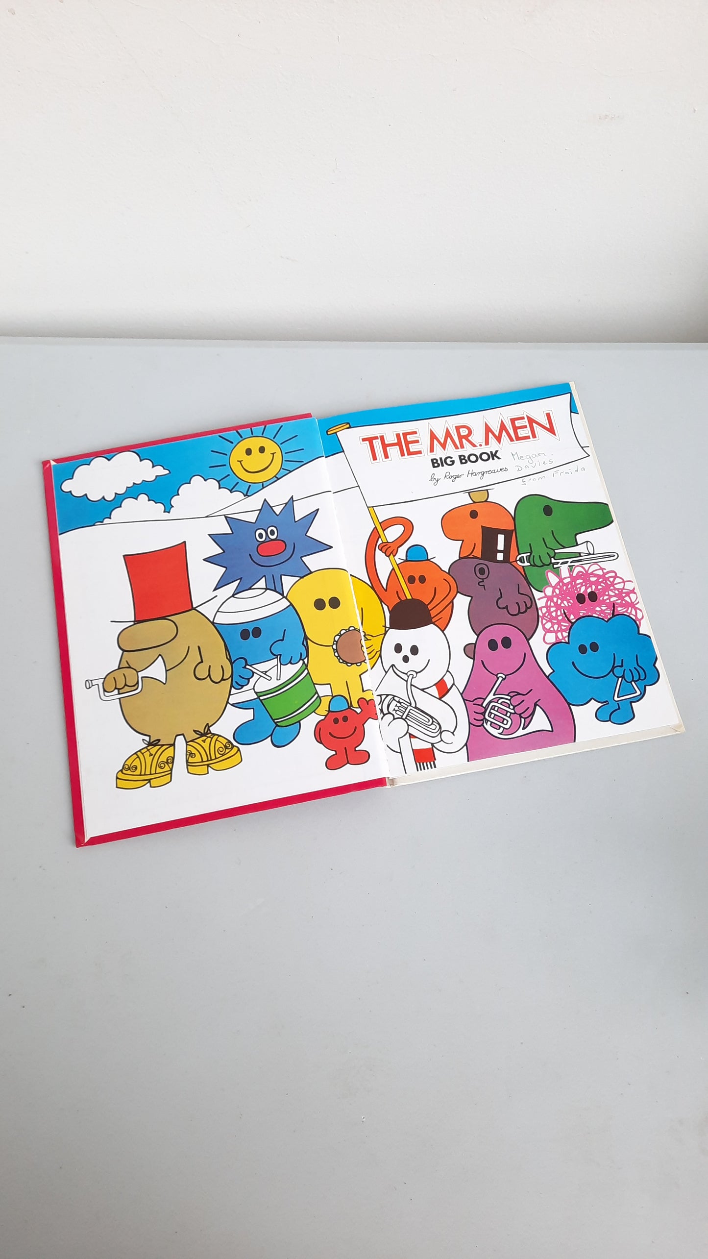 Vintage "The Mr. Men Big Book" 1979 by Roger Hargreaves