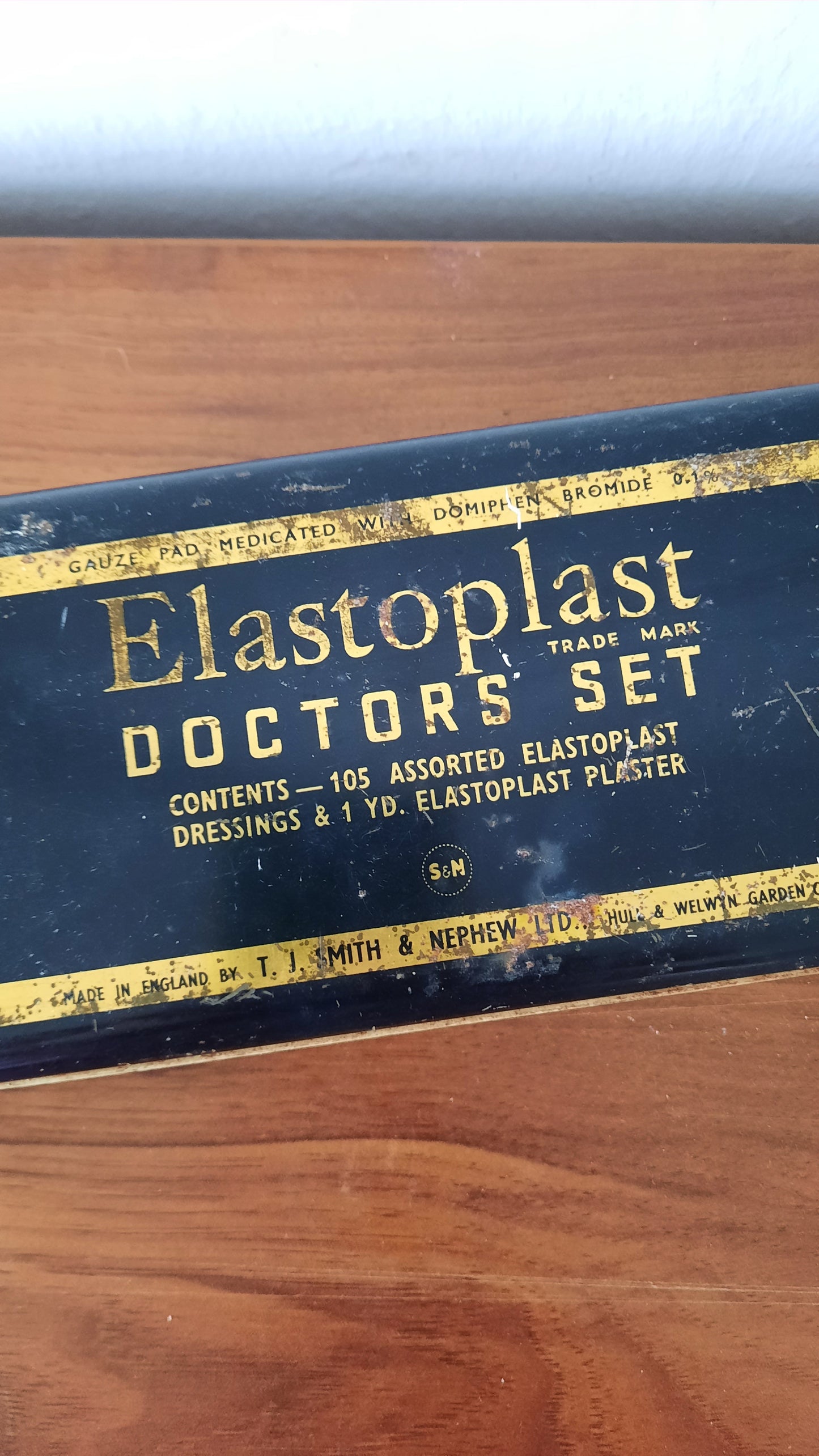 Vintage Elastoplast Doctors Set
