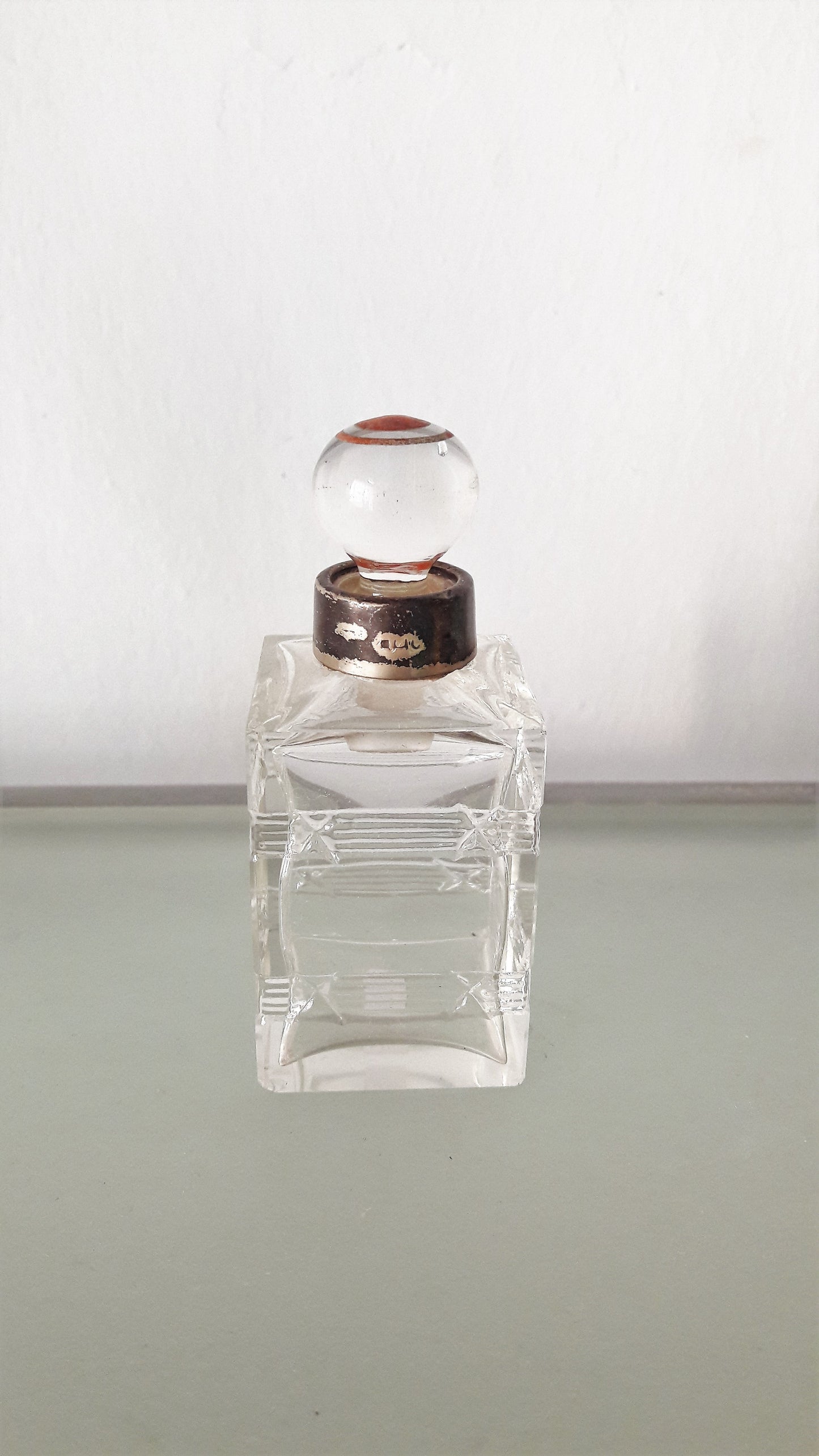 Vintage Art Deco Glass & Silver Plated Apothecary/Perfume Bottle