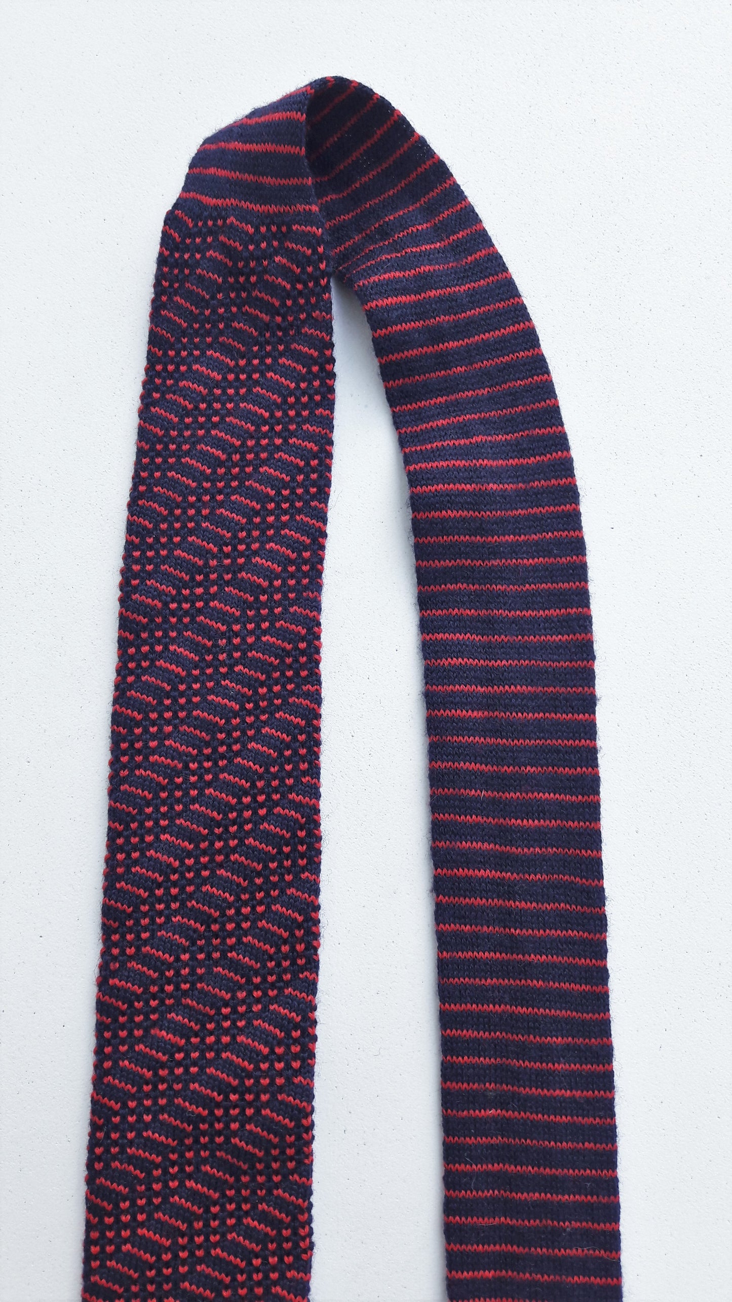 Vintage Retro Knitted Skinny Tie