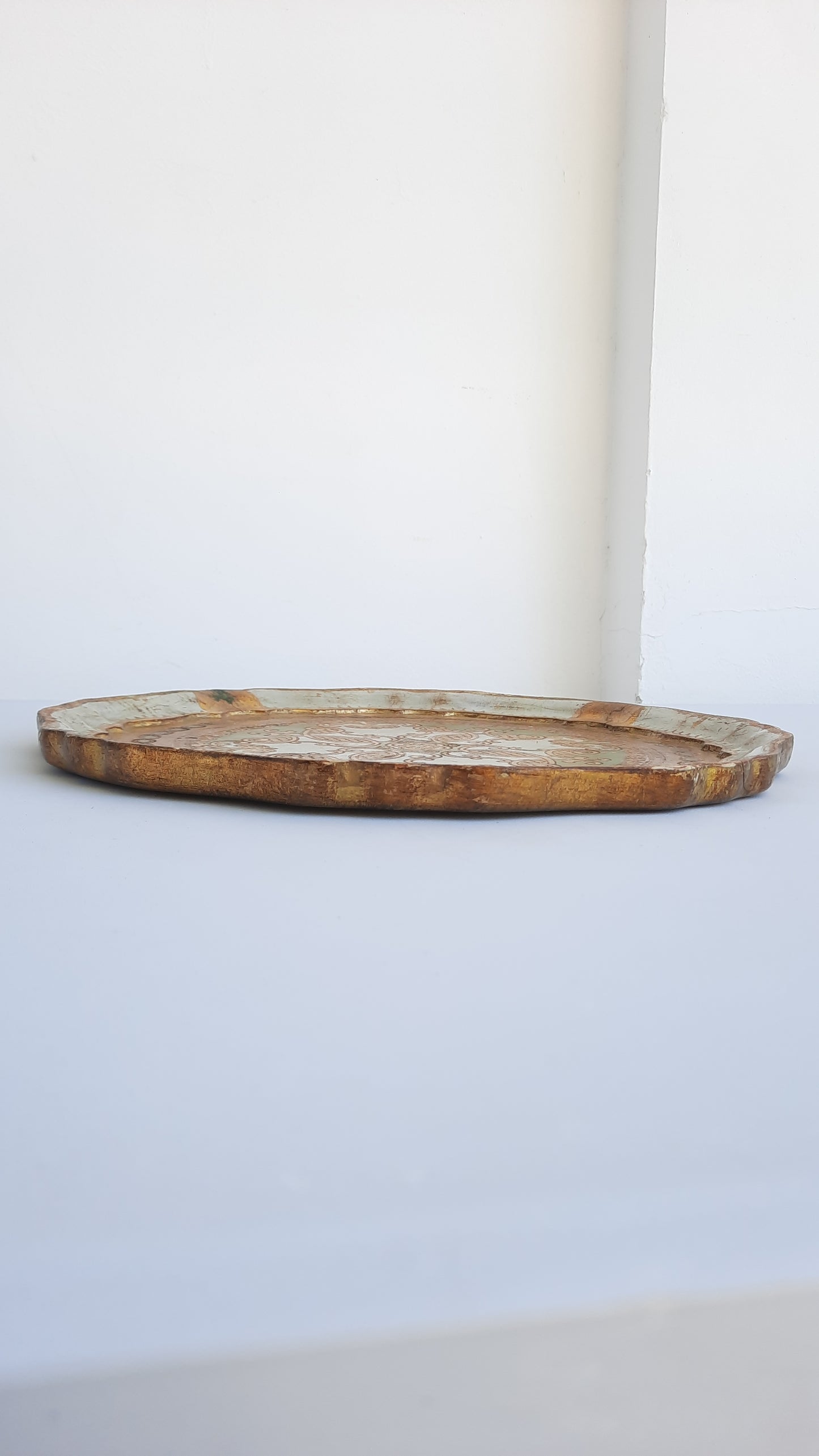 Vintage Florentine Gilt Wood Scalloped Tray