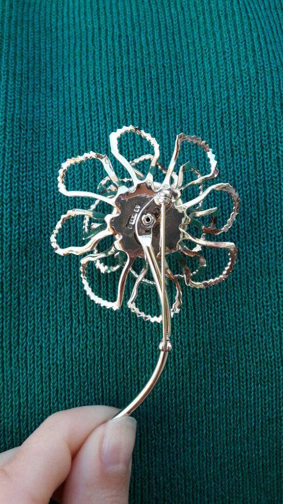 Vintage Flower Sparkle Brooch