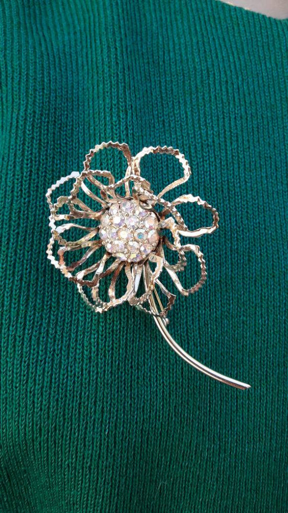 Vintage Flower Sparkle Brooch